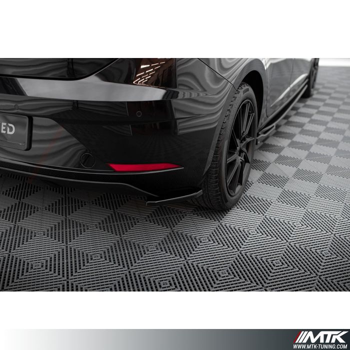 Lames latérales arrière Maxton V1 Seat Leon 5F Hatchback Phase 2 2016-2020